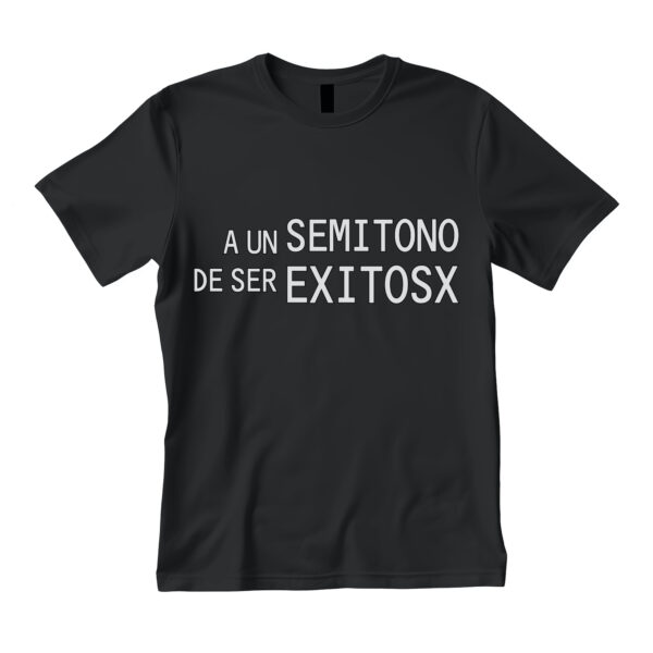 A Un Semitono De Ser Exitosx - Negro A Un Semitono De Ser Exitosx - Negro